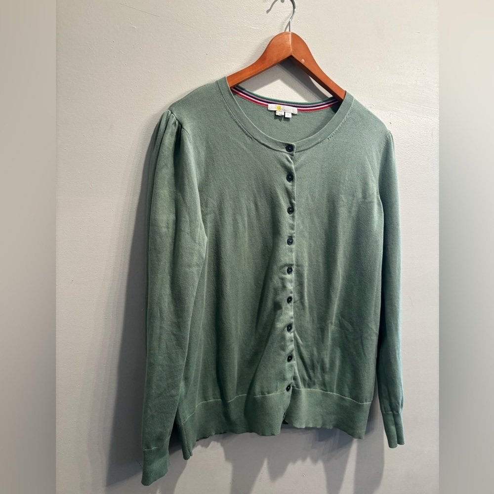 Boden Sage Green Button-Up Cardigan cottagecore fall country office casual